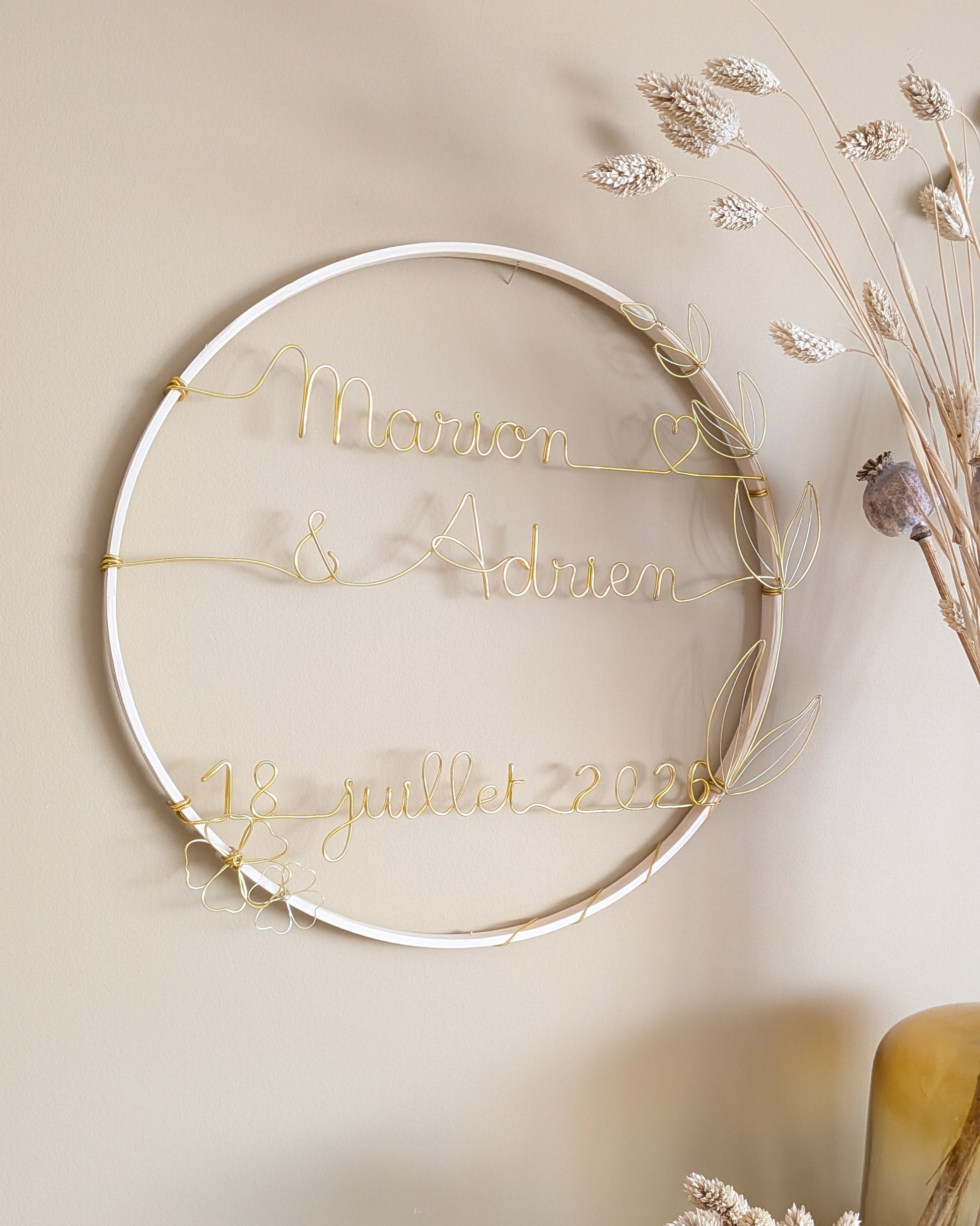 Couronne de mariage personnalisée avec Prénoms et date - doré- Cadeau unique - L'atelier de Boucle Piquée