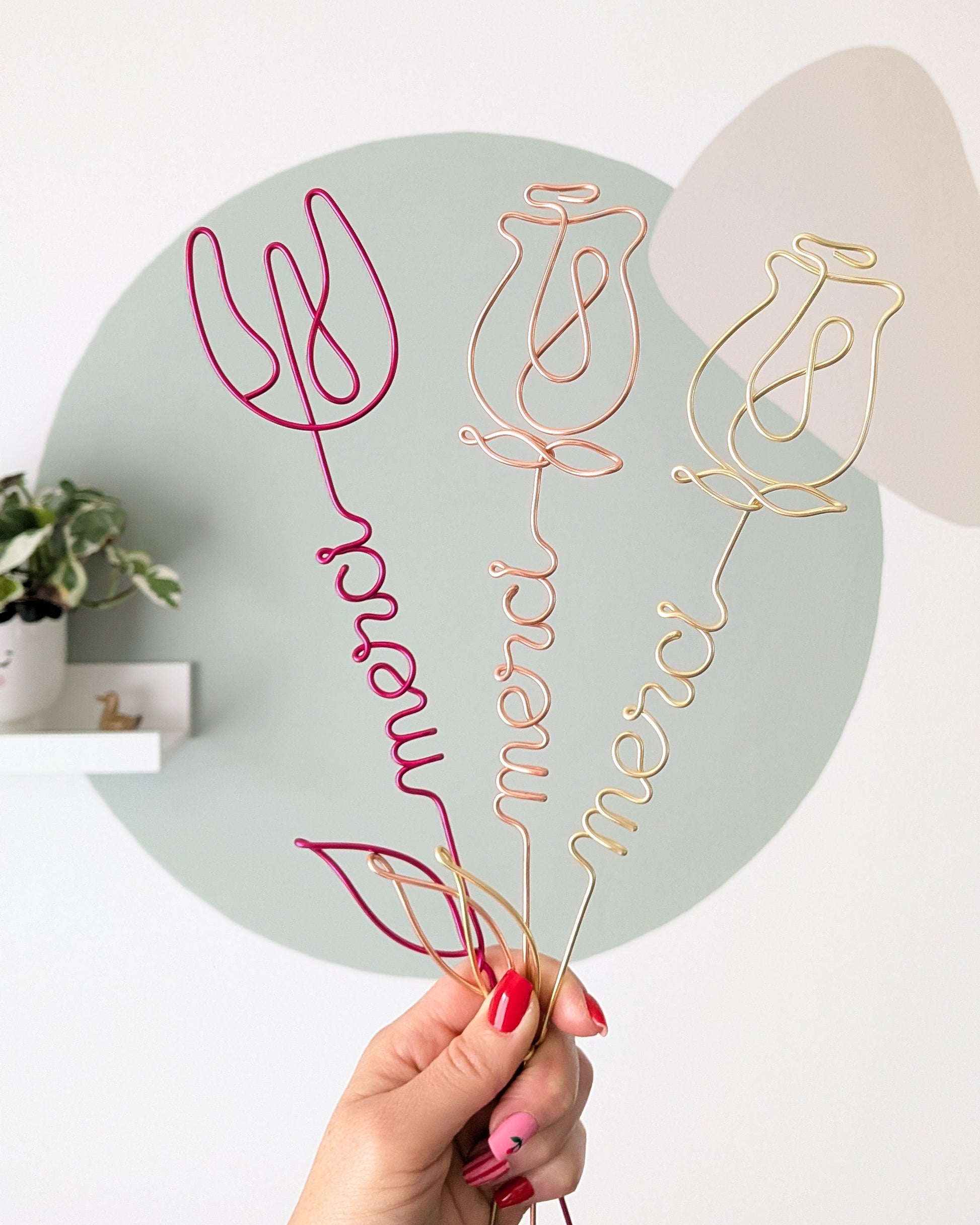 Cadeau maîtresse d'école - Fleur à message - L'atelier de Boucle Piquée