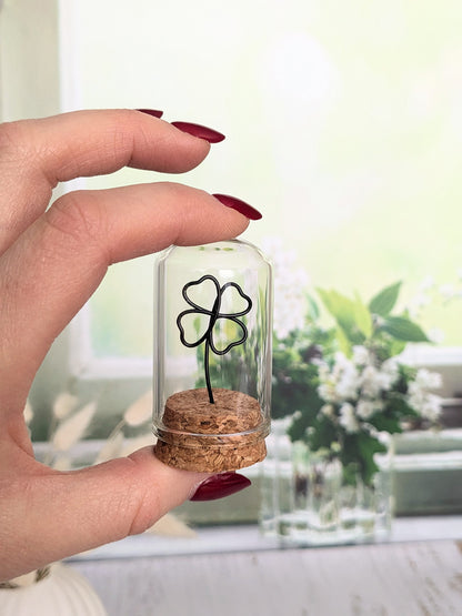 Mini cloche porte-bonheur - L'atelier de Boucle Piquée